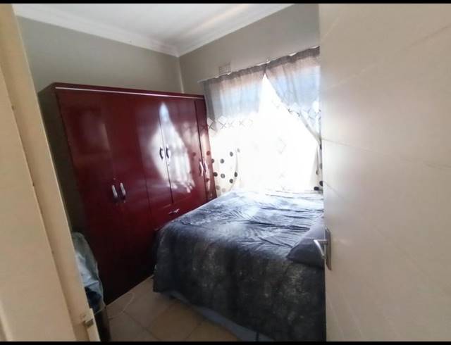 2 BEDROOM PROPERTY TO RENT IN WITPOORTJIE